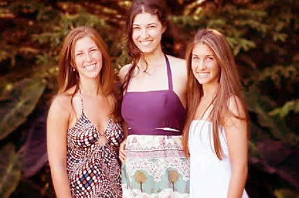 Image of Alison Jade Stern with her siblings