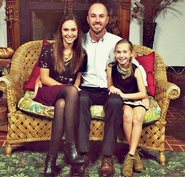 Image of Brandon Landry with his daughters